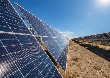 En 2022, la UE sumó 41,4 GW de capacidad instalada fotovoltaica